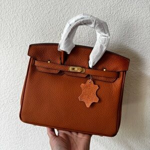 *READ Brown Gold Tan Leather 25 BK Top Handle Structured Satchel Bag w/ Lock Key